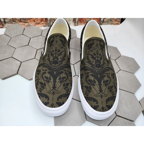 Vans Other - Vans Men's Classic Slip On Skull Tapestry Grape Leaf Olive Canvas Shoes Sz 10.5